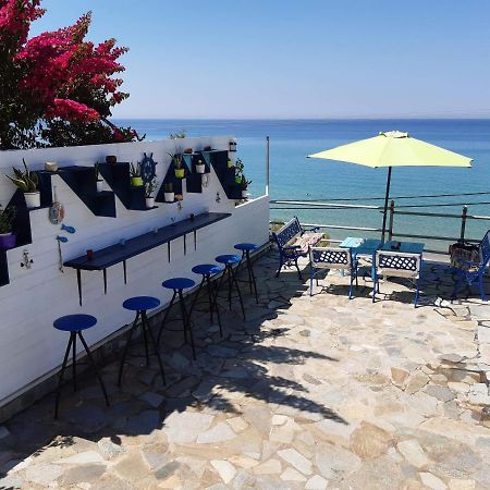 Whole Apartment In Loutsa With Amazing View Loútsa Exterior foto
